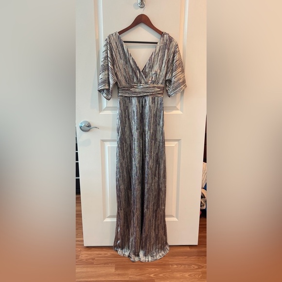 NWT Lilly Pulitzer  PARIGI MAXI DRESS IN GOLD METALLIC ROPE STRIPE BERRY CRINKLE - Picture 3 of 16